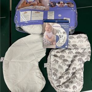 Boppy Pillow with 3 Slipcovers